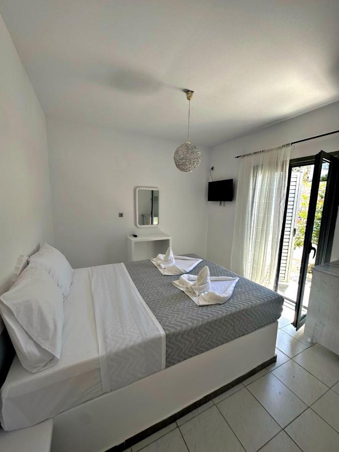 Santorini Style Rooms Vothon Luaran gambar